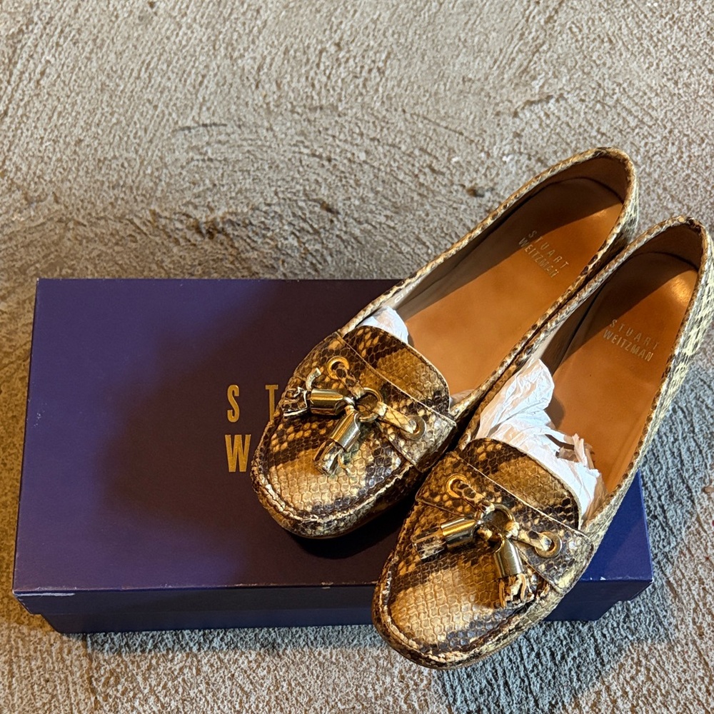 Stuart Weitzman Snake Print Tassel Loafers - Brown and Gold